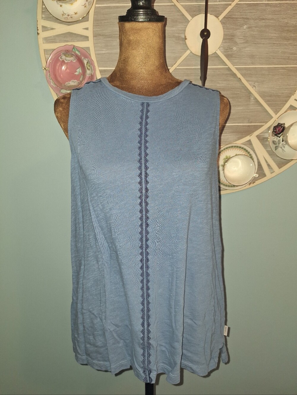 Eddie Bauer Muscle Cut Tank